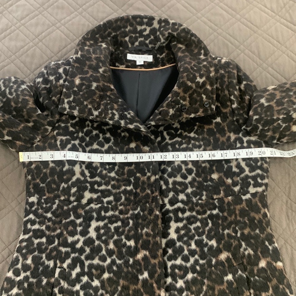 NWOT Via Spiga Leopard Print Coat size 12 - Picture 14 of 17